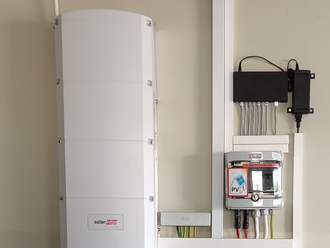 Falownik SolarEdge i zabezpieczenia instalacji wykonanej przez aiseo